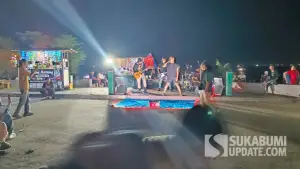 Puluhan band lokal tampil bergiriliran di music on teh street di alun-alun Gadobangkong, Palabuhanratu, Kabupaten Sukabumi | Foto : Ilyas Supendi
