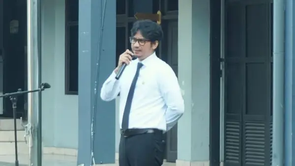 Kepala BP Mektan Jabar saat menjadi pembina apel pagi Distanhorti Jabar, Senin (20/7/2026). (Sumber : IG Distanhorti Jabar)