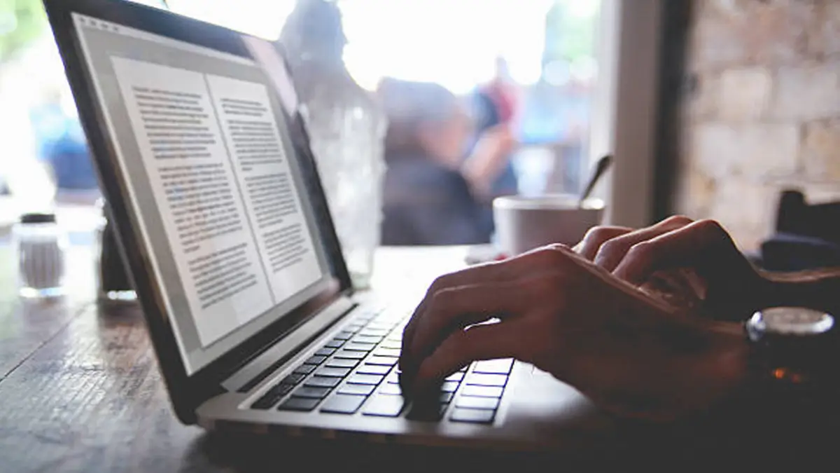 Jam 6 Teng: Editorial Intelligence, Ketika Ruang Redaksi Tidak Lagi Berpikir Sendiri