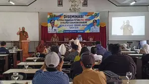 Diseminasi Petugas Pendataan Potensi Pajak Kendaraan Bermotor (PKB) dan Bea Balik Nama Kendaraan Bermotor (BBNKB) yang digelar secara hybrid, Selasa (21/7/2026) | Foto : @pemkabsukabumi