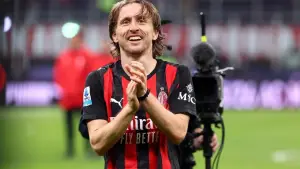 Luka Modric sepakat untuk memperpanjang kontrak di AC Milan hingga musim depan. (Sumber: Instagram/@lukamodric10)