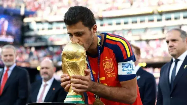 Real Madrid tertarik datangkan Rodri dari Manchester CIty (Sumber: web/espn.com)