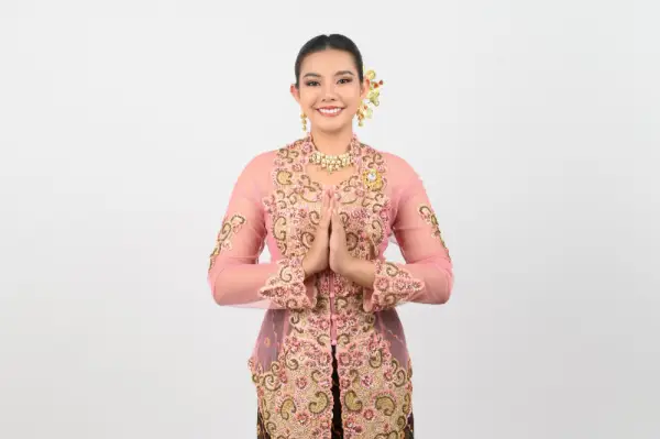 35 Ucapan Hari Kebaya Nasional 2026, Penuh Insipratif, Makna, dan Keindahan (Sumber : freepik.com/@johnstocker)