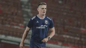 John Herdman saat memimpin Timnas Indonesia di pemusatan latihan jelang Piala AFF 2026 (Sumber: Instagram/@timnasindonesia)