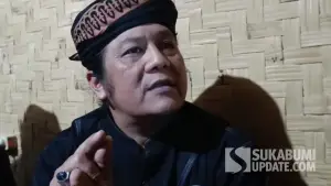 Abah Hendrik Suhendrik Wijaya sesepuh kampung adat kasepuhan Ciptamulya Sukabumi (Sumber: sukabumiupdate)
