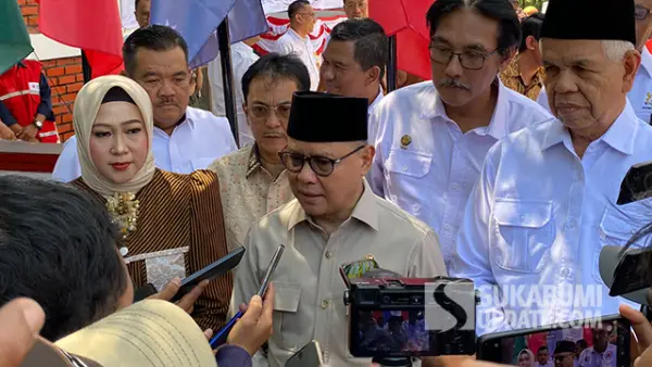 Menteri P2MI, Mukhtarudin saat diwawancarai di Kota Sukabumi. Senin (27/7/2026). (Sumber : SU/Asep Awaludin).