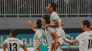 Selebrasi para pemain Timnas Indonesia setelah Mitchell Baker mencetak gol ke gawang Kamboja. (Sumber: Instagram/@timnasindonesia)