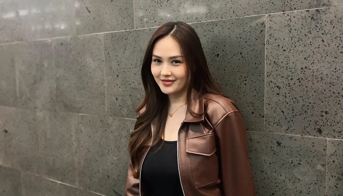 Sarah Gibson Tegas Tolak Diska Resha Putra, Buket Bunga Permintaan Maaf Dibuang
