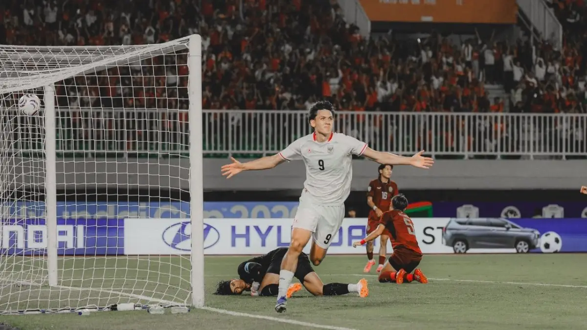 Erick Thohir Sebut Mitchell Baker Jadi Solusi Lini Depan Timnas Indonesia Usai Hattrick di Piala AFF 2026