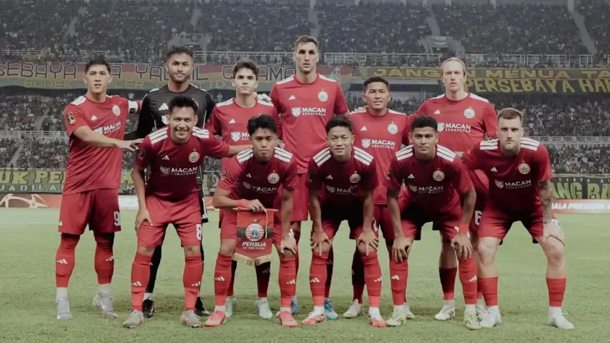 Nasib Berbeda Persib Bandung dan Persija Jakarta di Piala Presiden 2026, Maung Bandung Lolos Semifinal, Macan Kemayoran Terancam Tersingkir