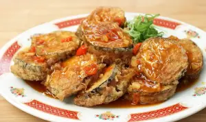 Resep Terong Lapis Ayam, Hidangan Praktis yang Gurih, Pedas, dan Lembut (Sumber : Youtube | Devina Hermawan)