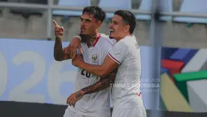 Aksi Shayne Pattynama saat membuka keunggulan Timnas Indinesia menghadapi Timor Leste di Piala AFF 2026 (Sumber: Instagram/@timnasindonesia)