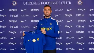 Jordan Henderson diperkanalkan sebagai pemain baru Chelsea (Sumber: web/chelsea.com)
