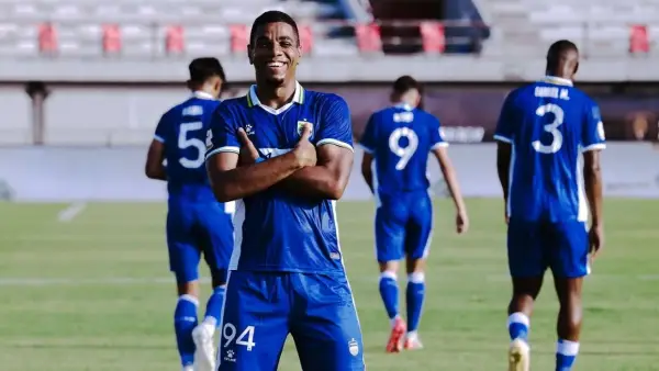 Selebrasi Uilliam Barros setelah mencetak gol untuk Persib Bandung ke gawang Persija Jakarta di Piala Presiden 2026 (Sumber: Instagram/@persib)
