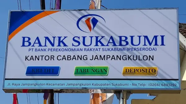 Papan nama PT Bank Perekonomian Rakyat Sukabumi (Perseroda) Cabang Jampangkulon. Tindak lanjut perubahan bentuk badan hukum dan nama perusahaan. (Sumber : dok BPR Sukabumi)
