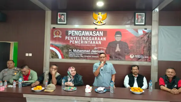 Anggota DPRD Jawa Barat, Muhammad Jaenudin, saat pengawasan penyelenggaraan pemerintahan daerah di Desa Semplak, Kecamatan Sukalarang, Kabupaten Sukabumi, Sabtu (8/8/2026) | Foto : Tim Adc