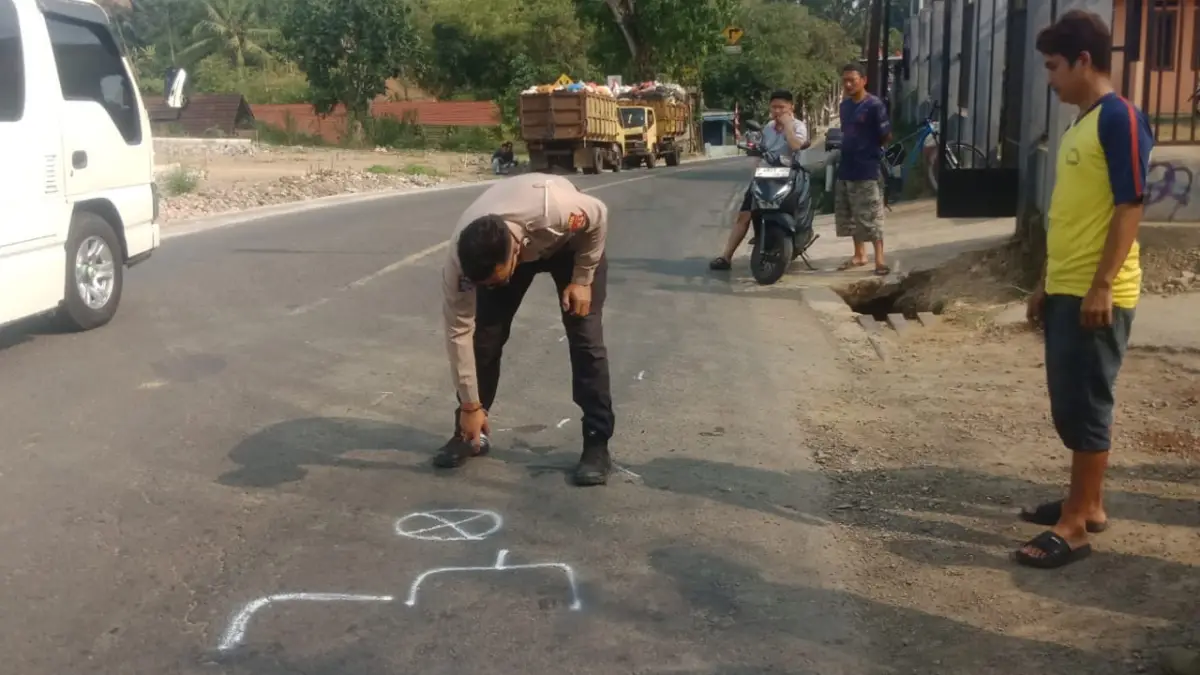 Kronologi Pengendara Scoopy Tewas dalam Kecelakaan dengan Mobil Sampah di Ciangsana Sukabumi