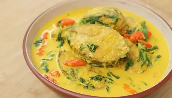 Resep Gulai Ikan, Berkuah Gurih dan Wangi yang Bikin Ketagihan (Sumber : Youtube | Devina Hermawan)