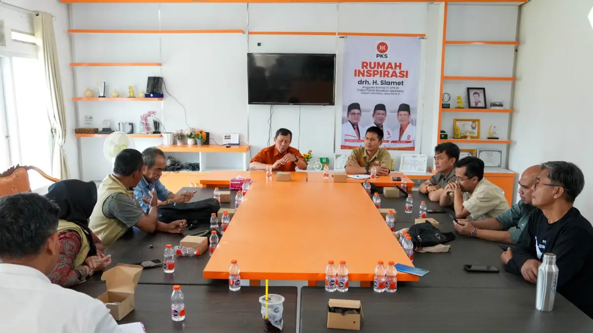 Audiensi FPRB Kabupaten Sukabumi dengan Anggota Komisi IV DPR RI Fraksi PKS drh Slamet. | Foto: Istimewa