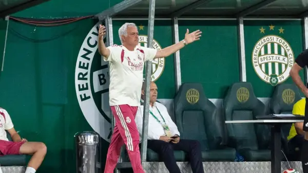 Jose Mourinho mendapatkan kabar baru jelang Real Madrid menghadapi Espanyol di ajang La Liga (Sumber: web/en.as.com)