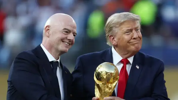 Presiden Amerika Serikat, Donald Trump, berikan dukungan untuk Presiden FIFA, Gianni Infantino. (Sumber: web/en.as.com)