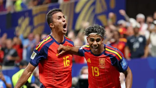 Rodri dirumorkan selangkah lagi gabung Barcelona dari Manchester City (Sumber: web/en.as.com)