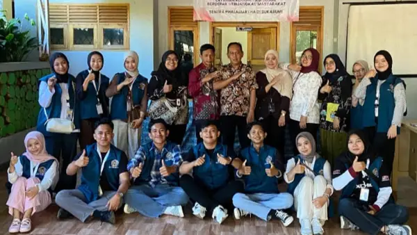 Mahasiswa KKN UMMI. (Sumber: Istimewa)