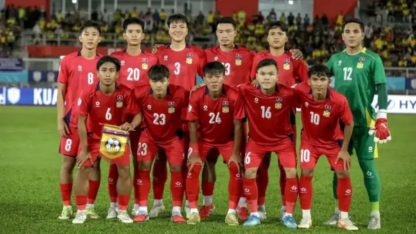 Starting line up Laos menghadapi Malaysia di Piala AFF 2026 (Sumber: Instagram/@lff_official)