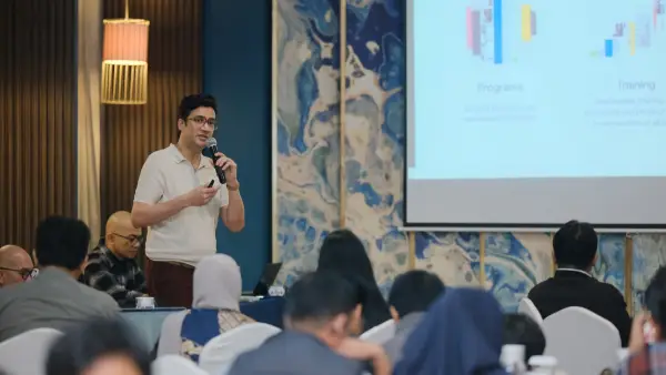 Adeel Farhan, Head of News Partnerships Google untuk Asia Tenggara (Sumber: dok Local Media Community)