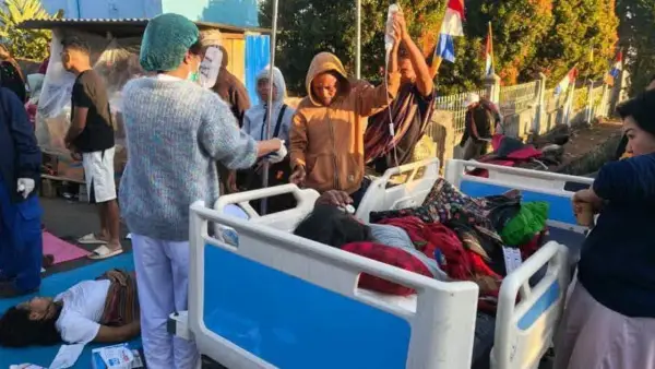 Kondisi korban Gempa NTT. (Sumber : FB Tentang Katolik)