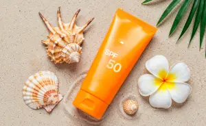 Ilustrasi sunscreen (Sumber : Freepik/@magnific)
