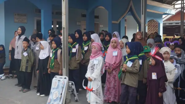 Kemeriahan lomba GEMA SUKALUYU yang digelar Mahasiswa KKN C-PCM Sukaluyu UMMI. (Sumber Foto: Dok. KKN UMMI)