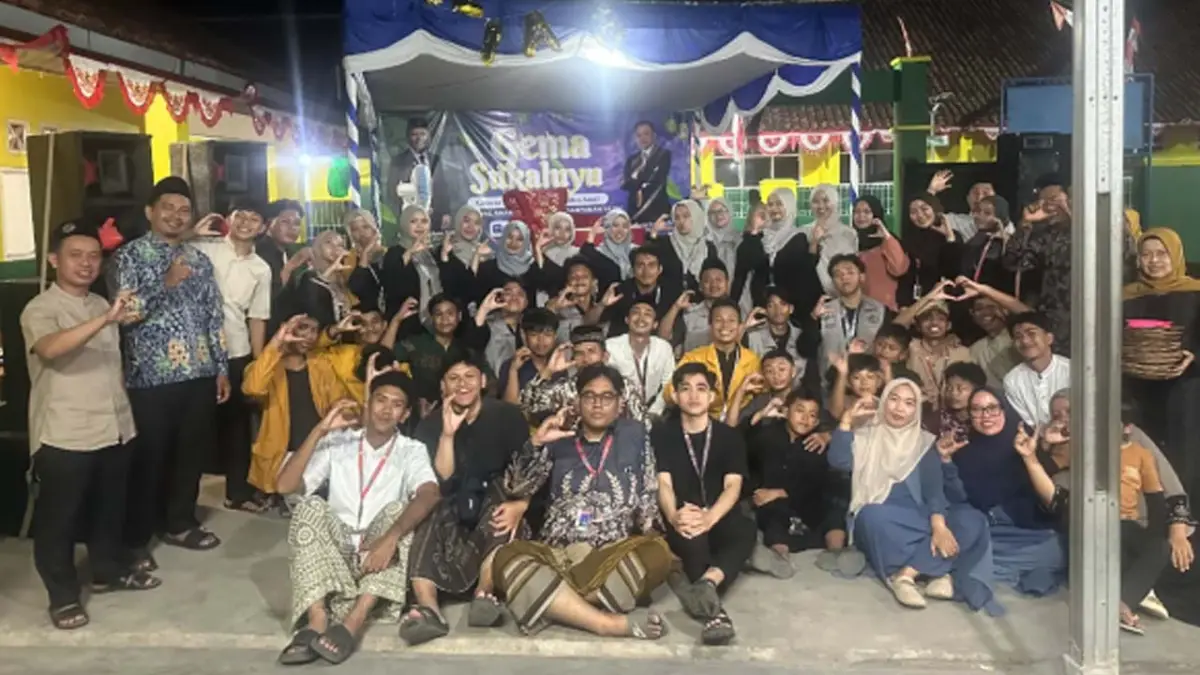 Berfoto bersama Ketua PDM Kabupaten Cianjur, Ustaz Saepul Ulum, M.Si usai kegiatanTabligh Akbar,