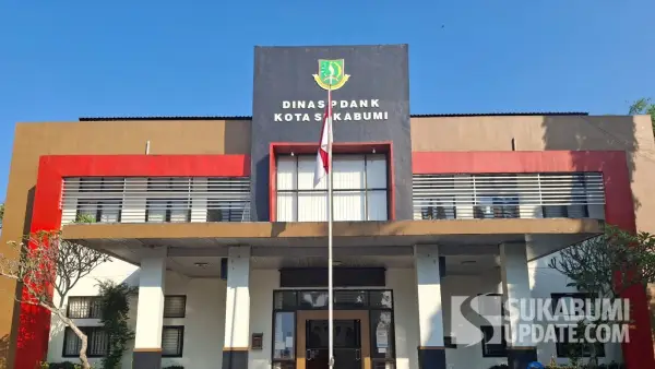 Kantor Disdikbud Kota Sukabumi di Jalan Pelabuhan II, Kecamatan Lembursitu, Kota Sukabumi. | Foto: SU/Oksa Bachtiar Camsyah