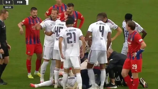 Jamal Musiala pingsan di atas lapangan saat membela Bayern Munchen menghadapi Heidenheim (Sumber: web/en.as.com)