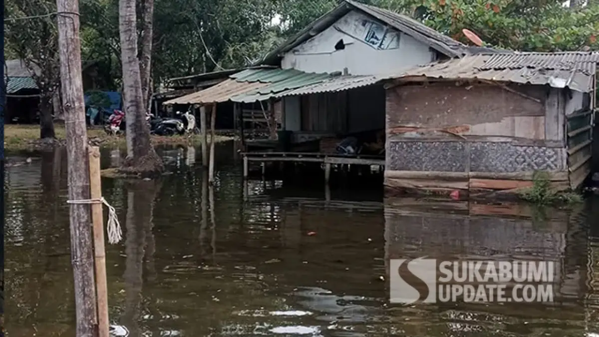 Fenomena Bugel di Muara Cikaso Sukabumi, Sejumlah Warung Warga Terendam