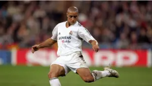 Roberto Carlos tepis isu masuk agama Islam (Sumber: Pinterest)