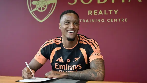 Ezri Konsa resmi gabung Arsenal (Sumber: web/arsenal.com)
