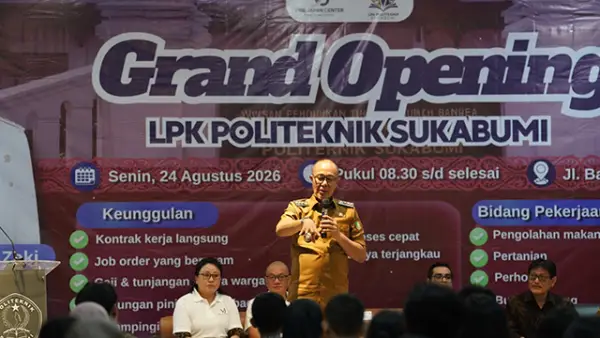 Wali Kota Sukabumi, Ayep Zaki saat buka Grand Opening LPK Politeknik Sukabumi, Senin (24/08/2026). (Sumber : Istimewa.).
