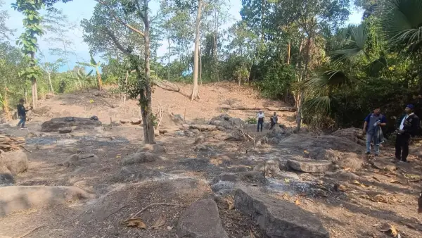 kawasan Objek Diduga Cagar Budaya atau (ODCB) Gunung Tangkil di Cikakak Sukabumi (Sumber: sukabumiupdate)