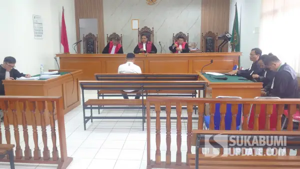 Mantan Kepala Desa Neglasari, Lengkong, Kabupaten Sukabumi divonis penjara 2 tahun dalam perkara tindak pidana korupsi. Putusan tersebut dibacakan dalam sidang di PN Bandung, Rabu (26/8/2026) | Foto : Sukabumiupdate