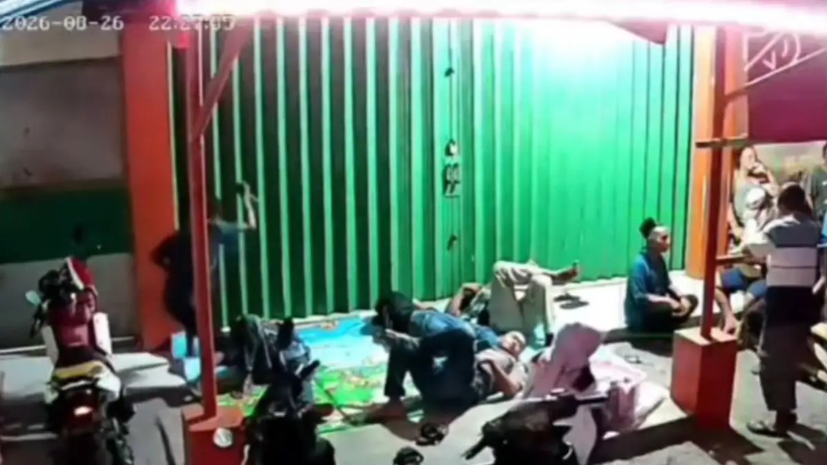 CCTV Ungkap Detik-detik Nelayan Sukabumi Ditusuk Berkali-kali di Dermaga PPN Palabuhanratu