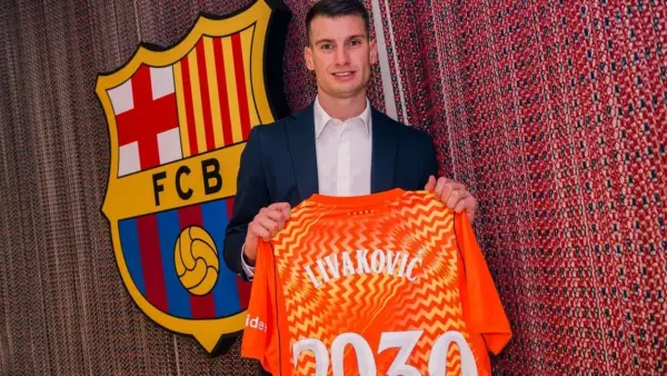 Dominik Livakovic resmi gabung Barcelona dengan durasi kontrak 4 musim. (Sumber: web/fcbarcelona.com)