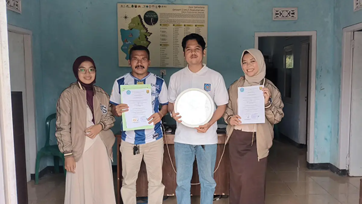 STKIP Bina Mutiara Sukabumi.