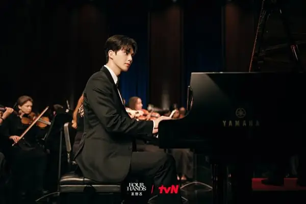 Four Hands, Two Sonatas: Drama Korea Terbaru Song Kang dan Lee Jun Young (Sumber : IMdb)