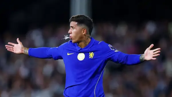 Enzo Fernandez tak masuk skuad Chelsea saat mengahdapi Brighton & Hove Albion. (Sumber: web/en.as.com)