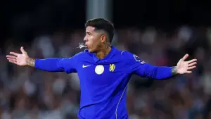 Enzo Fernandez tak masuk skuad Chelsea saat mengahdapi Brighton & Hove Albion. (Sumber: web/en.as.com)