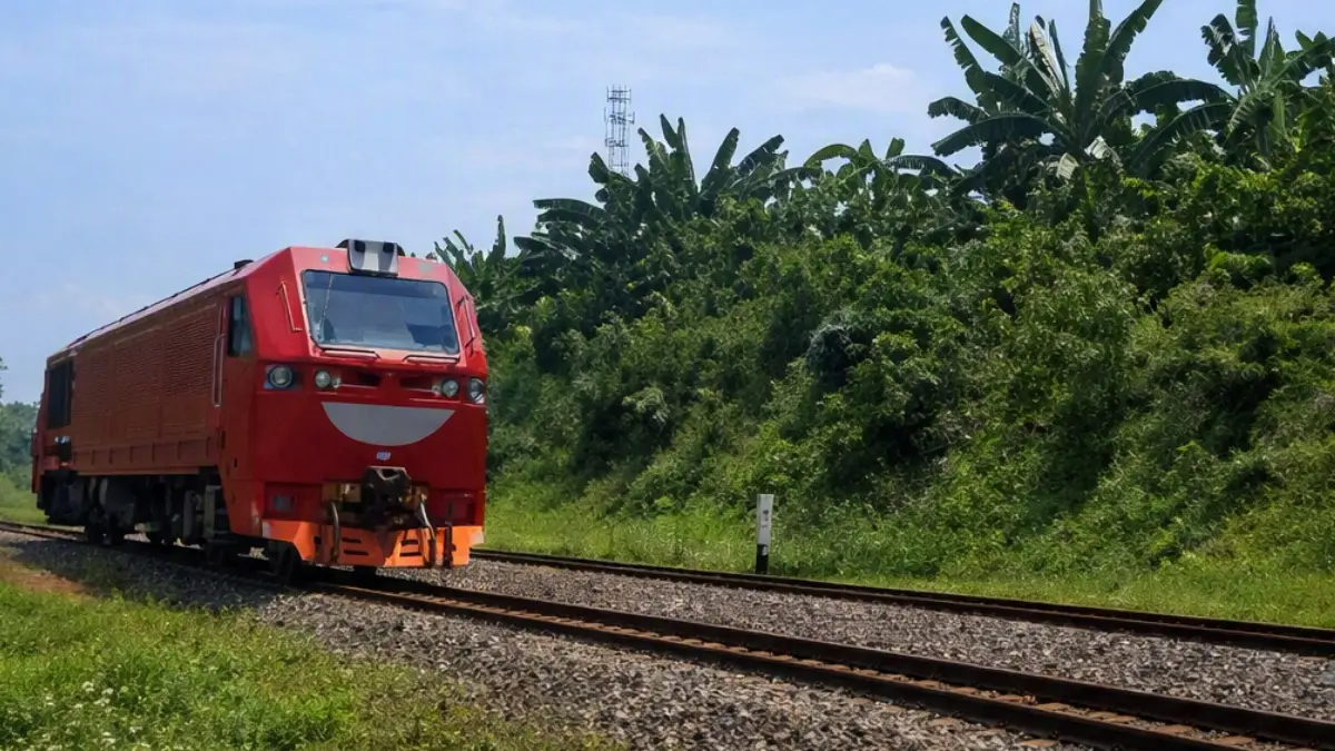 CC 300 Libas Double Track Bogor - Sukabumi: Persiapan KRL Paledang - Cigombong - Cicurug