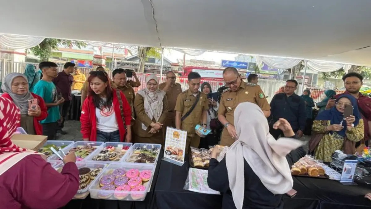 Pemkot Sukabumi Gelar Gerakan Pangan Murah di Lembursitu, Harga Sembako Disubsidi