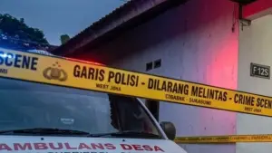 Ilustrasi. Seorang pria di Caringin Sukabumi ditembukan bersimbah darah di dapur dengan luka di leher. Diduga percobaan bunuh diri, petugas pasang garis polisi. (Sumber Foto: AI)